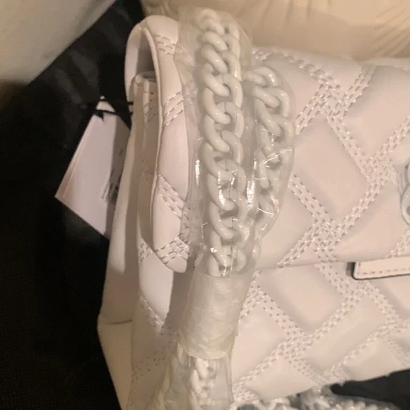 Kurt Geiger London Mini Kensington Drench Leather Shoulder Bag - Picture 2 of 16